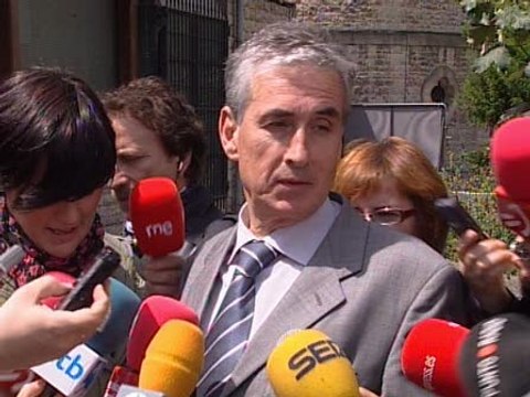 Jáuregui pide ser exigentes con Bildu