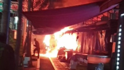 서울 신길동 야채가게 화재...30여 분 만에 진화 / YTN