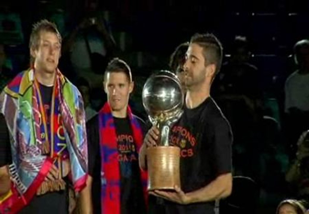 El Barça celebra el título de la ACB en el Palau Sant Jordi