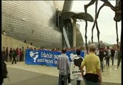 Miles de personas se concentran en Bilbao en apoyo a los presos de ETA