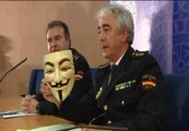 La policía detiene a tres personas vinculadas con el grupo Anonymous en España