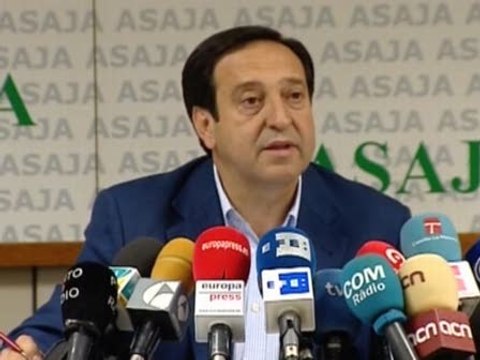 Asaja pide presión diplomática ante la crisis del pepino