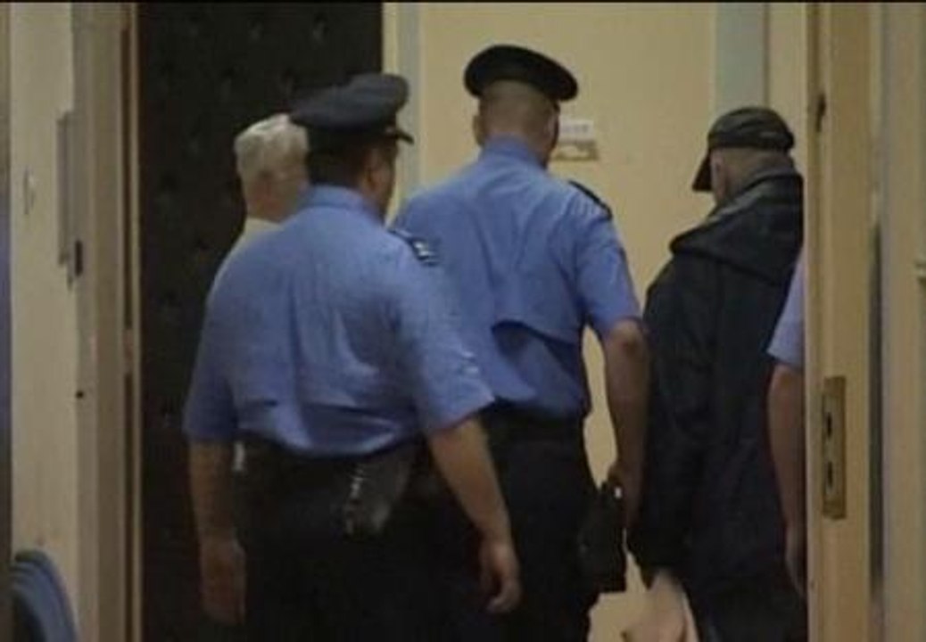 Primeras imágenes de Mladic tras su arresto