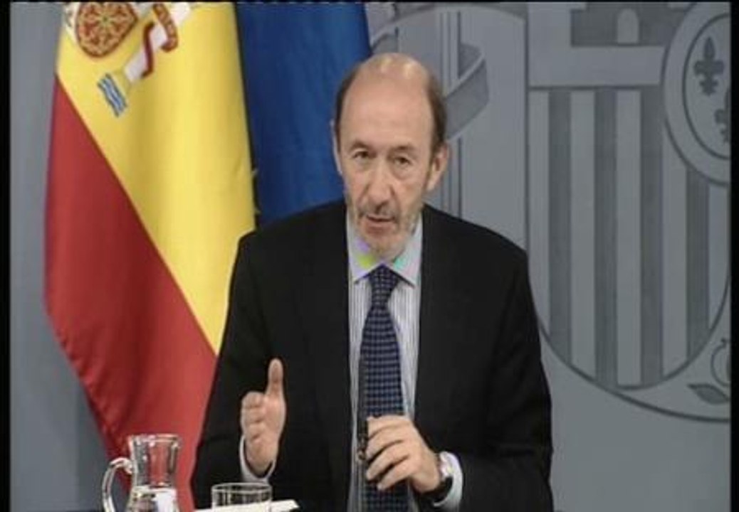 Rubalcaba defiende la actuación "prudente" de la Policía ante las manifestaciones de 'indignados'