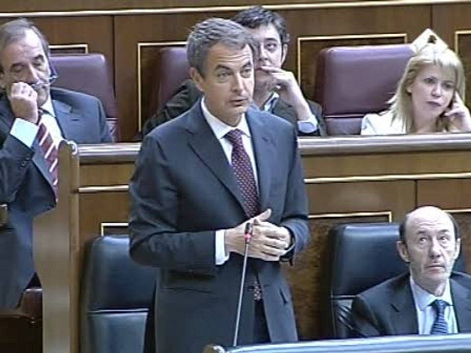 Zapatero considera que "no ha cambiado" la confianza en su Gobierno