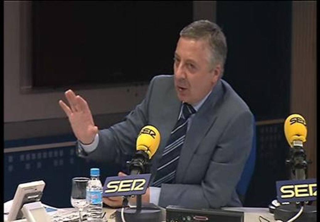 Blanco no quiere acuerdos "entre bambalinas" en las primarias socialistas