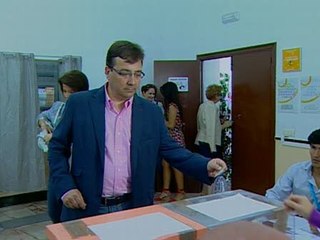 Vara se muestra muy tranquilo tras votar