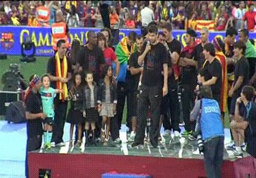 Piqué: Nosotros ni nos drogamos, ni nos tiramos, ni compramos árbitros, sólo jugamos al fútbol