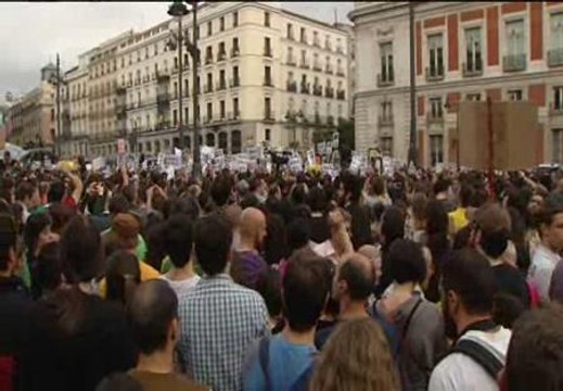 Los movimientos juveniles inquietan a los grandes partidos políticos