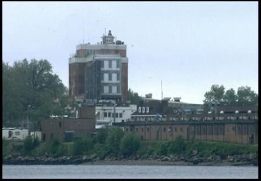 Strauss-Khan pasa su segunda noche en prisión