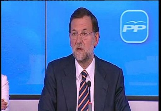 Rajoy: Tenemos que continuar trabajando para preparar las elecciones generales