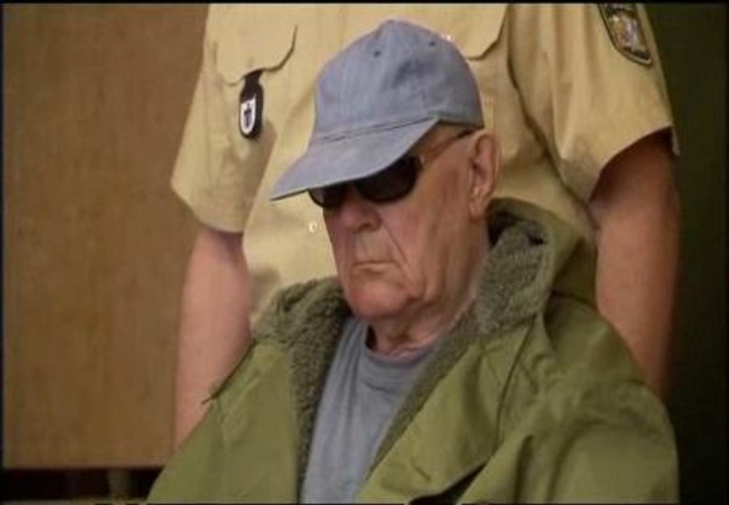 Absuelto John Demjanjuk, acusado de participar en la muerte de más de 28.000 judíos