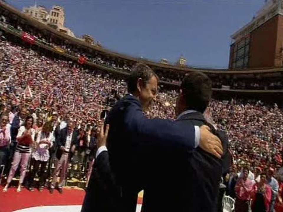 Zapatero protagoniza el mitin de los socialistas valencianos