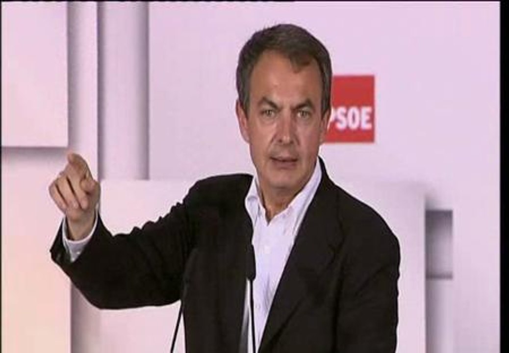 Zapatero: "Algunos optamos por las reformas y los acUerdos sociales; el PP espera a que todo vaya peor"