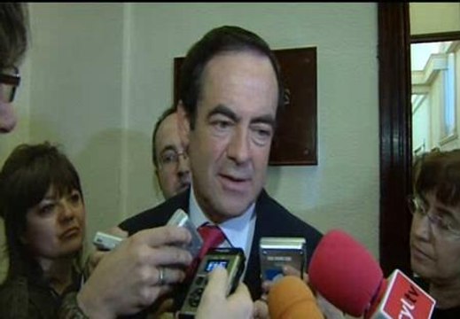 Bono: No deberíamos perder el tiempo en asuntos internos