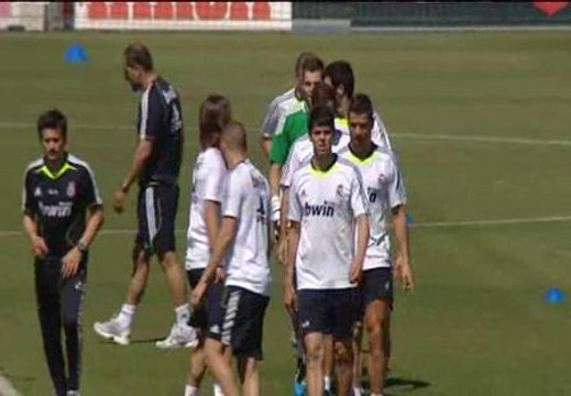 El Real Madrid entrena de cara al último partido de liga