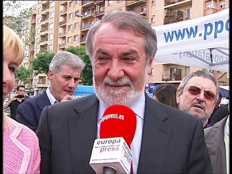 Mayor Oreja: las acampadas son un proyecto perverso de los socialistas