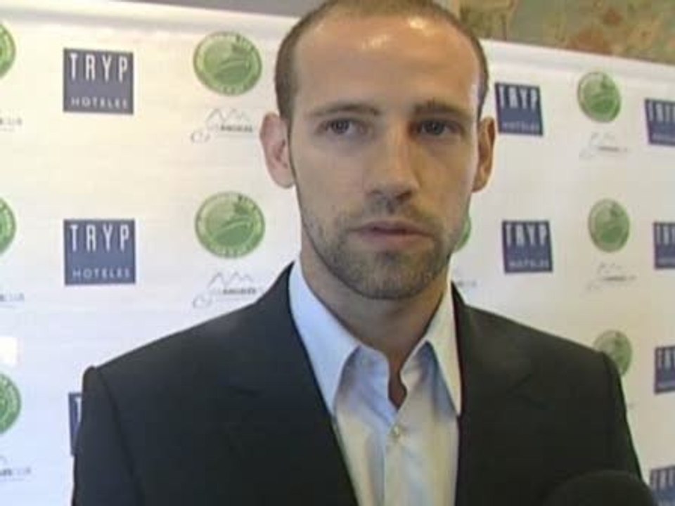 Gonzalo Miró prefiere "echar balones fuera" sobre su ruptura sentimental