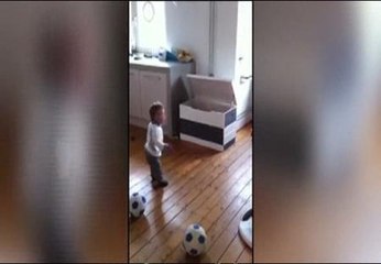 Un pequeño genio al balón