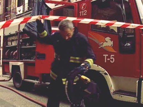 Una mujer fallece en el incendio de su casa