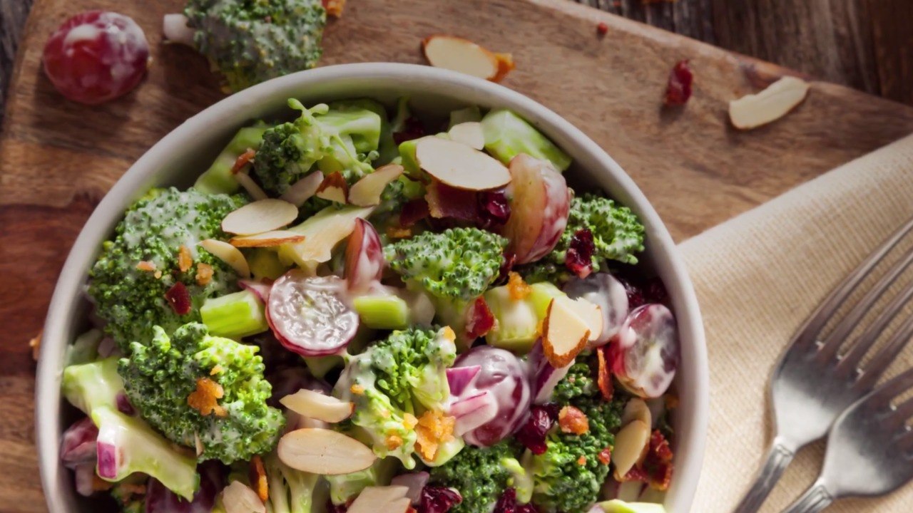 7 Top-Rated Broccoli Salad Recipes