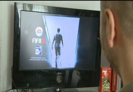 Un pirata informático obtiene los datos de los usuarios de Sony Play Station