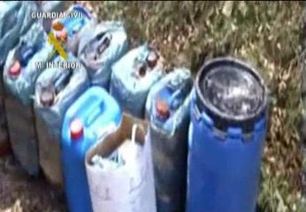 Aitor Esnaola muestra el mayor arsenal que ETA tenía en España