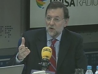 "Aznar se fue, a Zapatero lo han tirado"