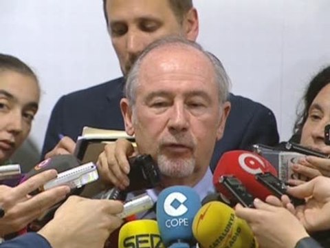 Rato defiende reorganización de Bankia