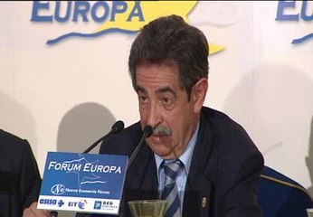 Revilla al PP: "Si tienen tan claro que van a ganar que esperen hasta el final"