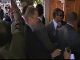 Ban Ki-moon, acosado por los partidarios de Gadafi