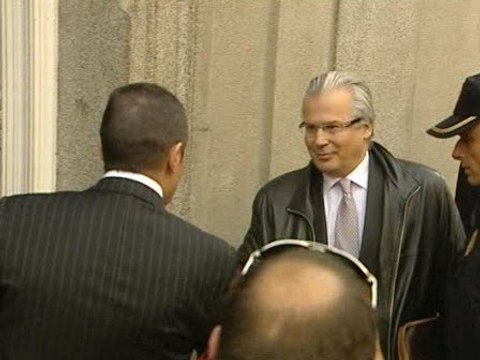 Garzón declara a petición propia en el TS