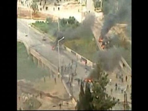 Protestas violentas en Siria dejan más de mil heridos