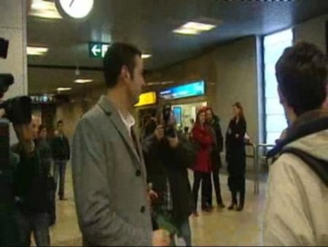 Llegan los primeros españoles procedentes de Tokio tras el tsunami