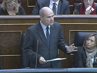 Chaves critica la corrupción del PP