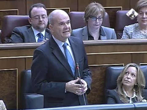 Chaves culpa al PP de acusar sin pruebas