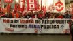 Trabajadores se manifiestan contra la privatización de AENA