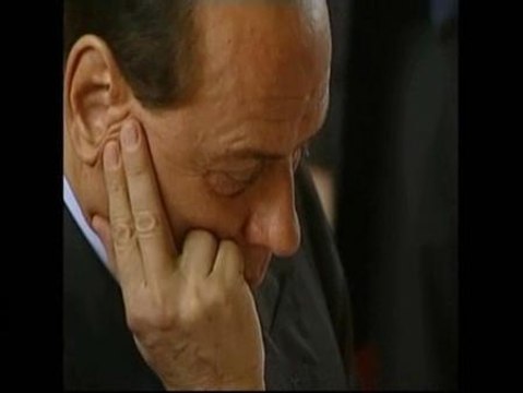 La justicia acorrala a Berlusconi por sus escándalos sexuales