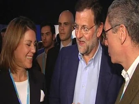 Rajoy plantea reducir las pensiones a los parlamentarios
