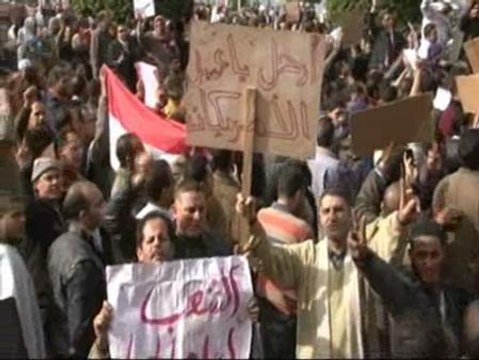 Clamor popular contra Mubarak en la Plaza de la Liberación de El Cairo