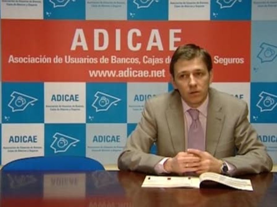 "Se aprovechan de los usuarios para ganar beneficios"