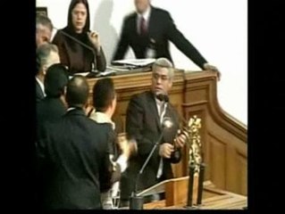 A golpes en la Asamblea Nacional de Venezuela