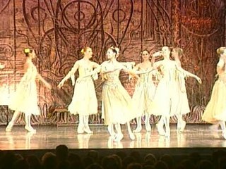 &#039;El lago de los cisnes&#039; en el teatro Compac