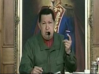 Chávez amenaza en directo con nacionalizar una filial del BBVA