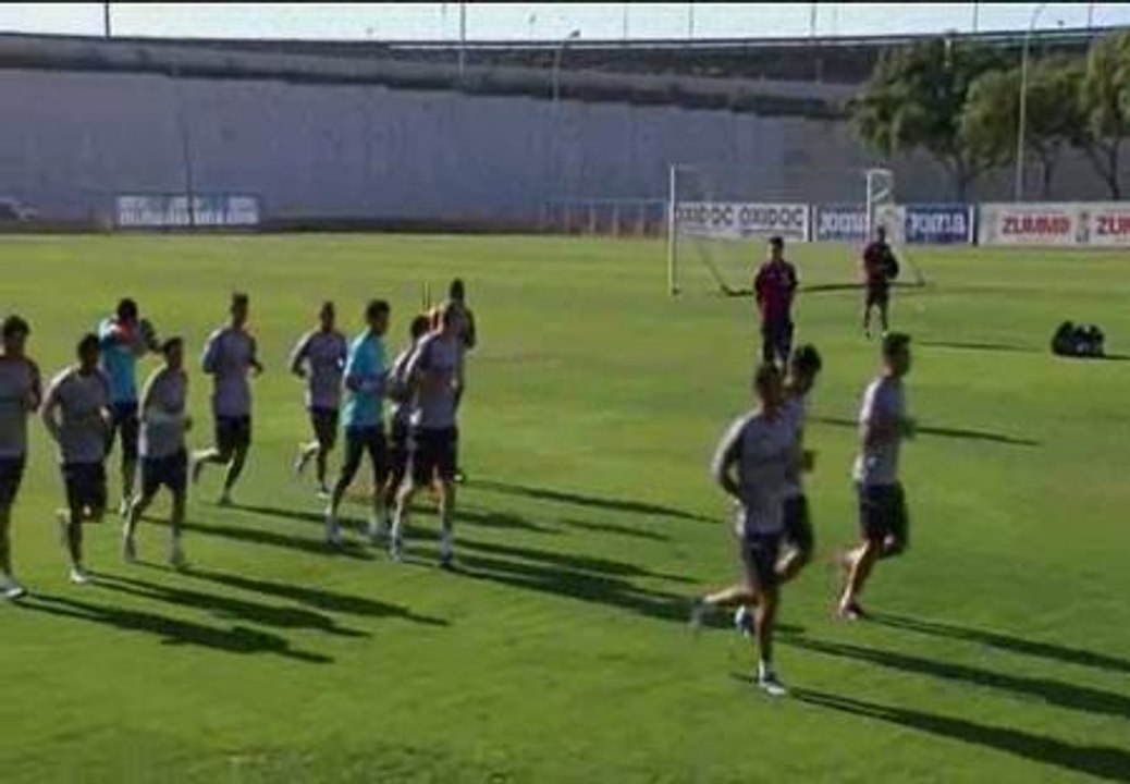 El Valencia vuelve a los entrenamientos tras la derrota frente al Levante