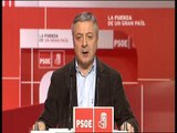 Blanco insta a los socialistas a defender a Zapatero