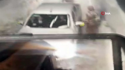 Fırtınada mahsur kalan vatandaşların imdadına özel idare ekipleri yetişti