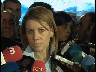 Cospedal lamenta "intercambios de cromos"