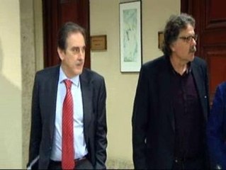 Gobierno y sindicatos negocian un pacto global
