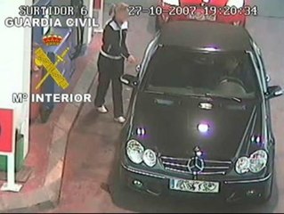 En las gasolineras también roban los ricos